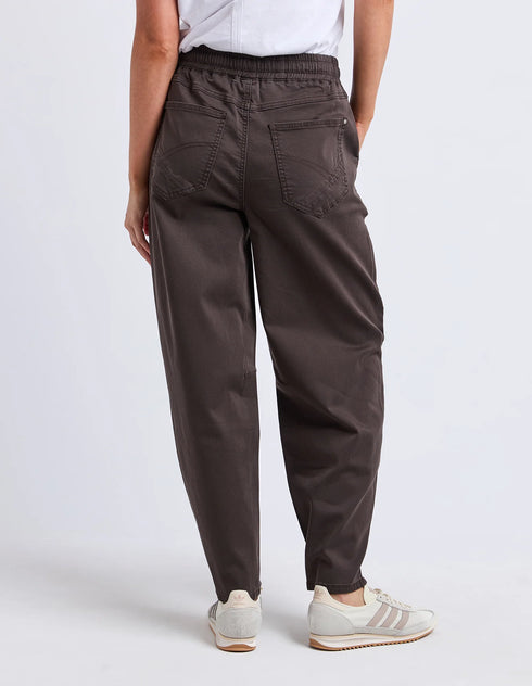 Elm Quinn Barrel Jogger - Choc