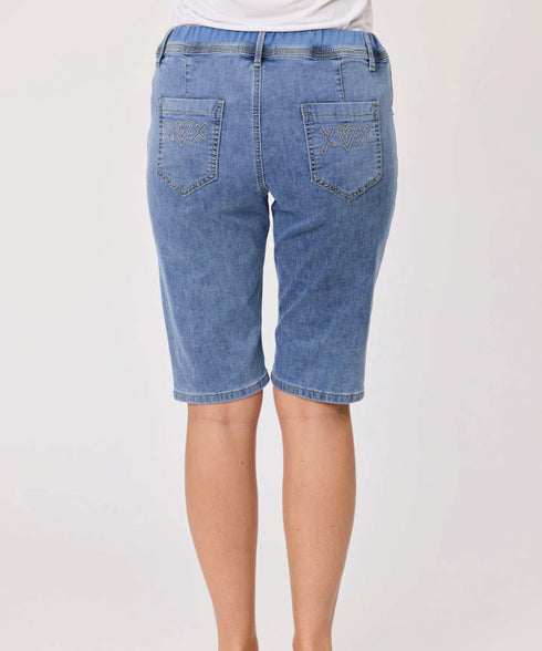 Classified Longer Length Knit Denim Shorts - Light Indigo