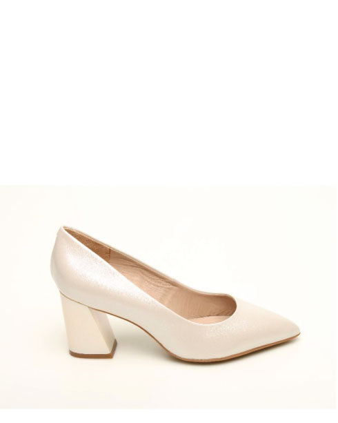Capelli Rossi   CRW23-05  Court Shoe Pearl