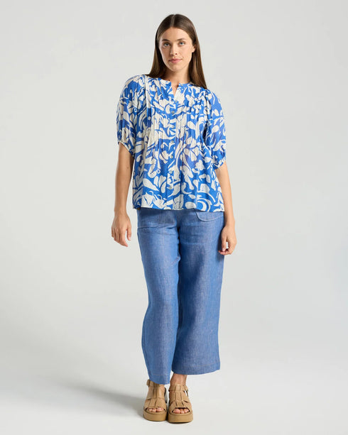 Black Stone Bridget Pin Tuck Top - Print - Spearmint Blue Floral