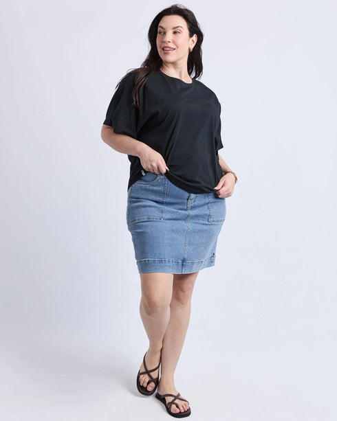 Elm Luna Short Sleeve Tee - Black