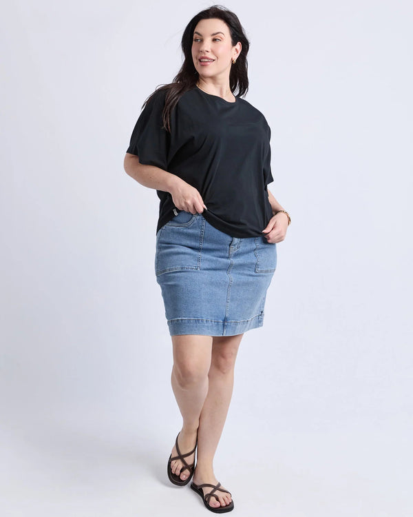 Elm Luna Short Sleeve Tee - Black