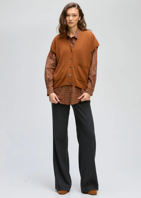 LD+Co Button Vest - Nutmeg