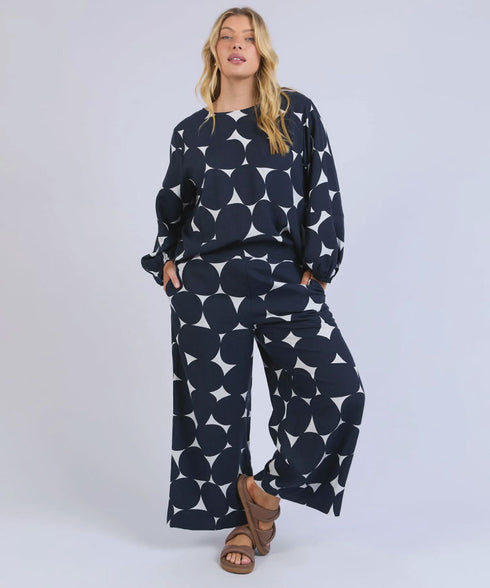 Elm Demi Spot Top -Navy