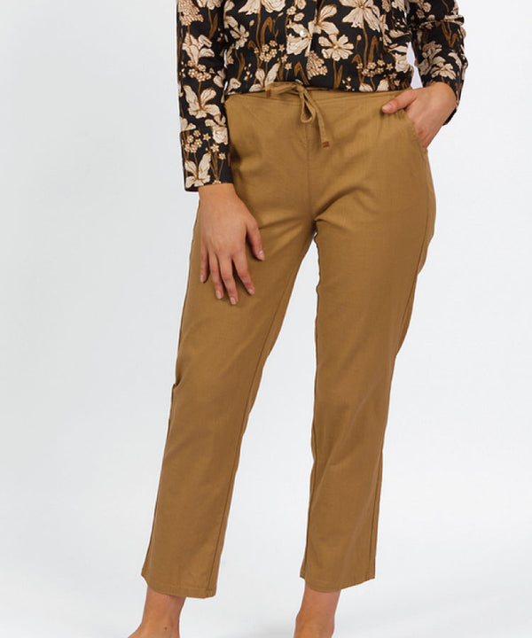 Vassalli Ankle Grazer Slim Leg Elastic Waist Pants 5791- Caramel