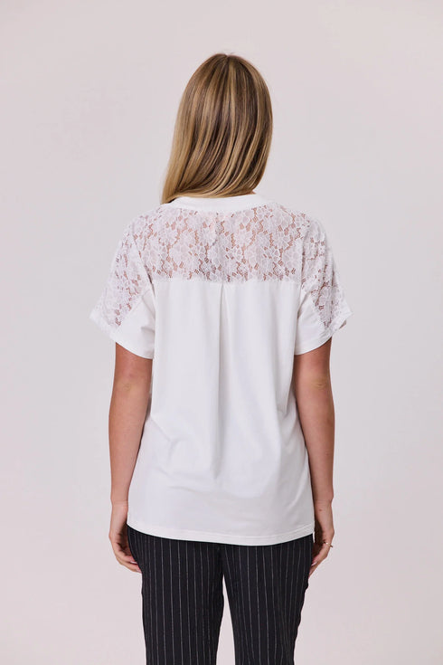 Classified Pearl Flower Lace Tee - White