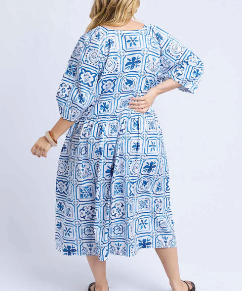 Elm Dolce Tile Midi Dress - Ocean Blue/White