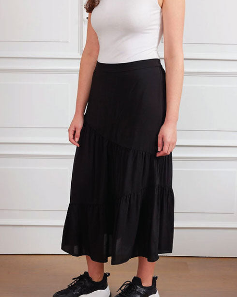 Newport Sabrina Tier Skirt - Black